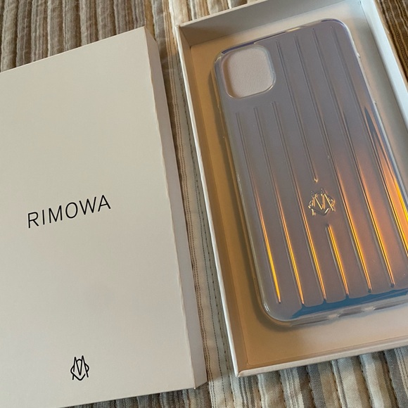 rimowa iphone 12 pro case